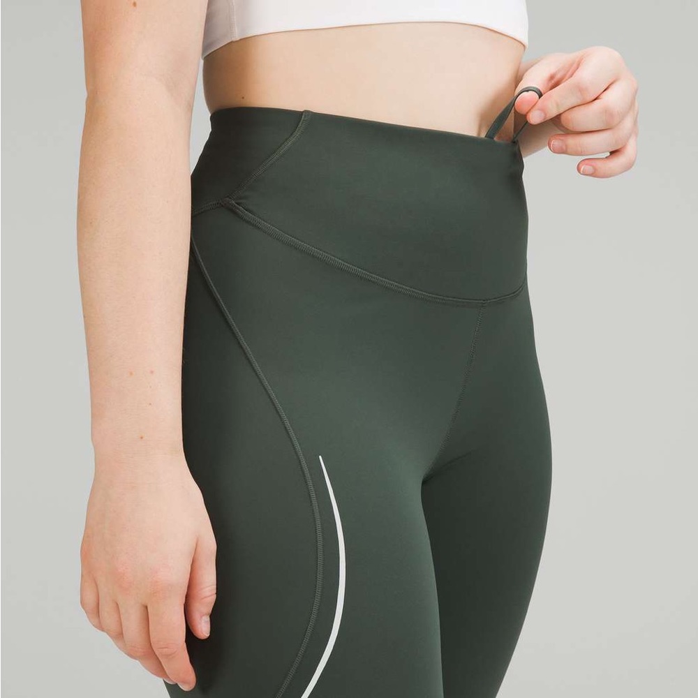 Base Pace High Rise Reflective Tight